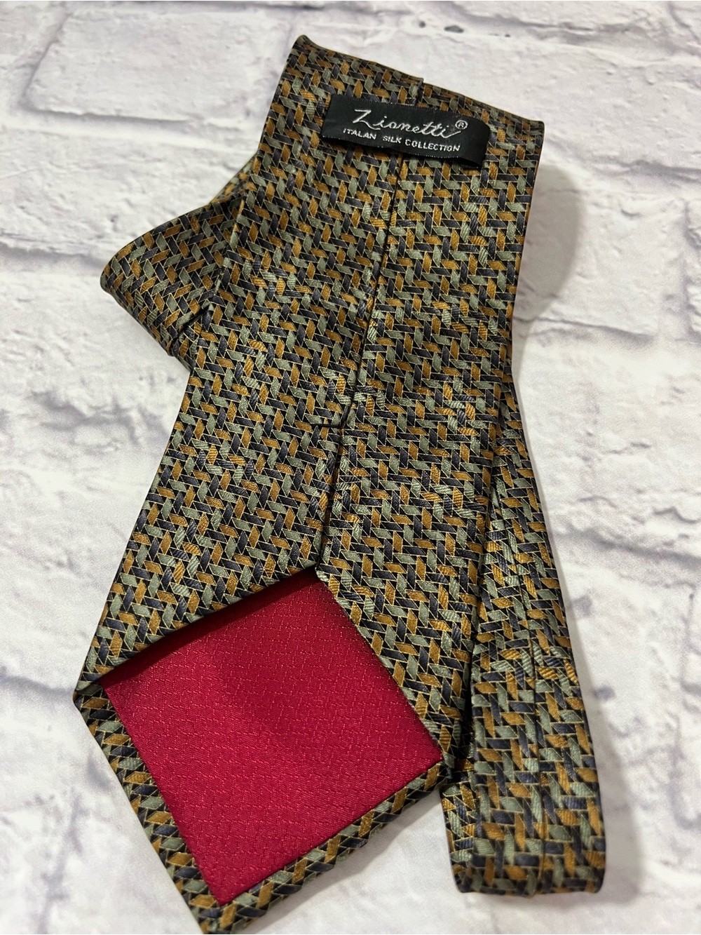 Zianetti Italian Silk Men's Tie in Gold and Green